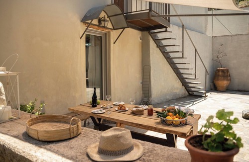 Psathoyiannos House | FEANA Home by 8essentially