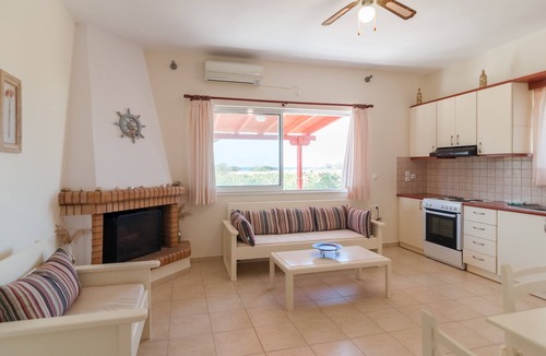 Naxos House | Felicia s sun-side house, Cycladic house by the beach, true owner hospitality