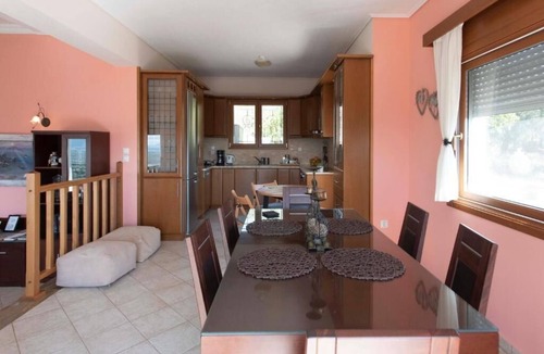 Romanos Villa | Ferienhaus in Ruhiger Umgebung mit Gehobener Ausstattung und Tollem Meeresblick