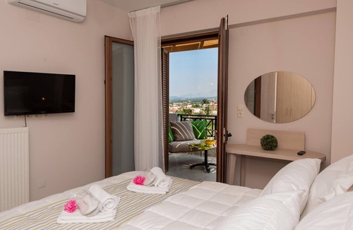 Adele House | Ferienvilla Natur mit Pool und Terrasse by Interhome