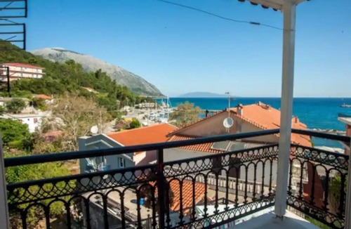 Eleios-Pronnoi Villa | Fernanda's Traditional 2 floor house