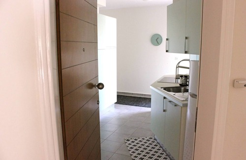 Kato Stalos Apartment | Fifty Shades of Blue 10 sec to sea 5PL 2BD 2BA