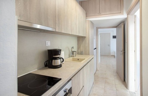 Nea Fokaia Apartment | Filia Apartment Aposperitis by RentalsPro