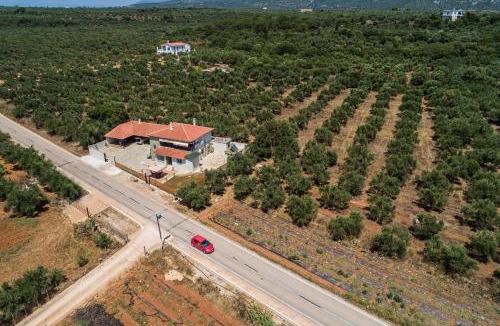 Agrilos House | Filiatra Prive Escape - Seaview & Nature Serenity