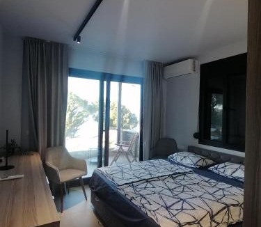 Vourvourou Apartment | Five shades of blue