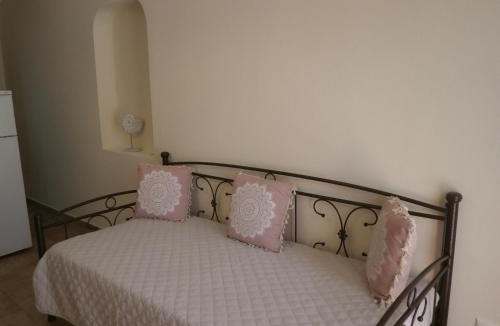 Milos Apartment | Flisvos Apartments