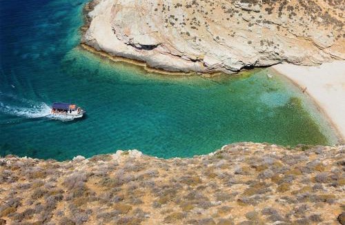Ano Meria Apartment | Folegandros Galano Hideaway - Moniasma SeaViews