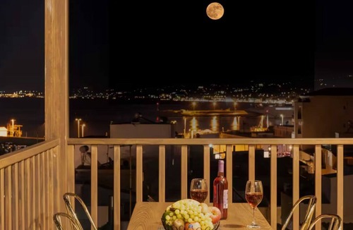 Old Town Rethymnon Villa | Fortezza Side Suite three levels with Jacuzzi