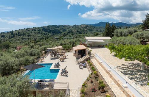 Kariotai House | FORTI RETREAT
