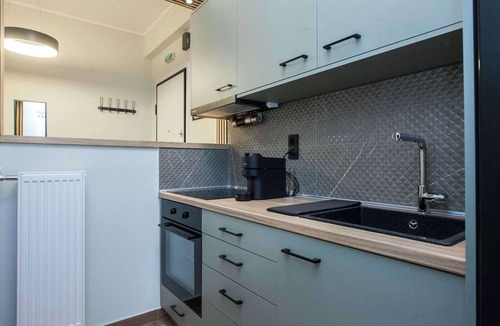 Athens Apartment | Fresh Modern 1 Bd Apt in Vibrant Patisia
