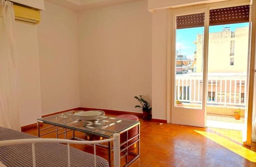 Vyronas Apartment | Front Monastery apartment in the greenery a few steps from Sintagma Square (20 min)