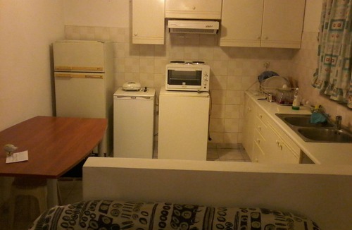 Marousi House | FULLY DETACHED PRIVATE FLOOR IN MAROUSI WITH JACUZZI SUITABLE FOR BIG GROUPS TOO