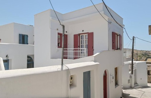 Vivlos House | Fully equipped vacation home with scenic view, 7 min drive to the beach.
