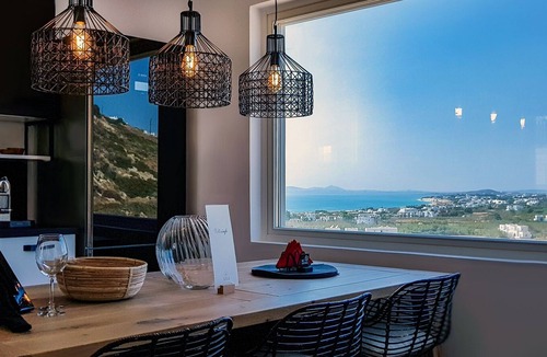 Maragas Villa | GAIA "well living house". Where luxury and nature live in harmony.