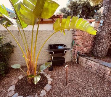 Varkiza Villa | Garden villa two-bedroom suite