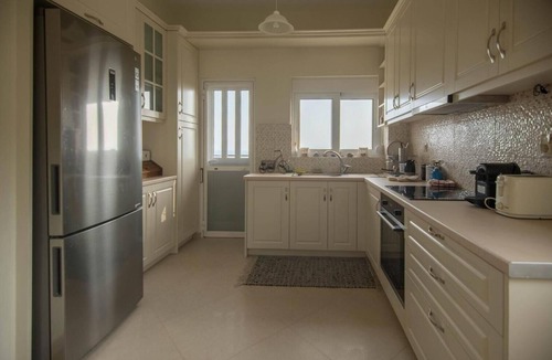 Kalamata Apartment | Gemütliche Ferienwohnung nah am Meer