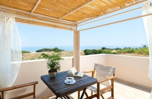 Gennadi Villa | Gennadi Serenity House- beachfront villa with pool