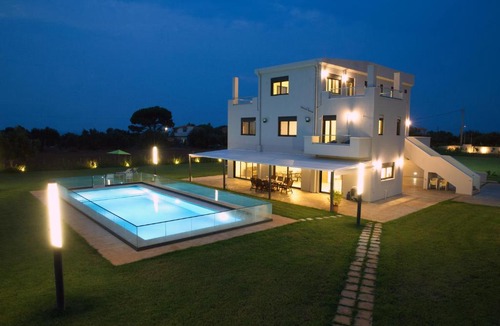 Agrilos House | Geo Boutique Villa