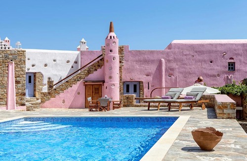 Engarai Villa | Georgilas Cave House