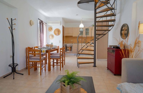 Pilalimata House | Gialos Coral - 30 meters from sandy beach