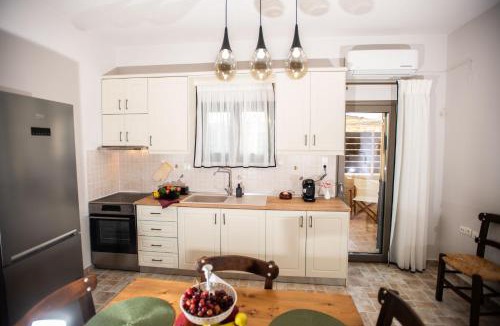 Kalamaki Apartment | Gifel - Luxury apartment