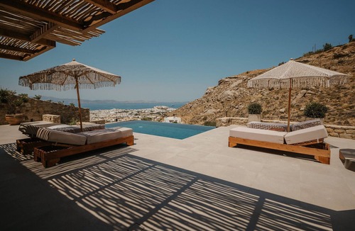 Naxos Town Villa | GkF Luxury Villa Naxos - 2 Bedroom Villa, Private Pool & Outdoor Jacuzzi
