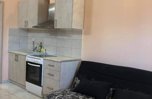 Kalamaki Apartment | Gold Center Suites
