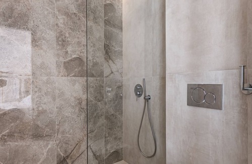 Naxos Town House | Golden Bird's