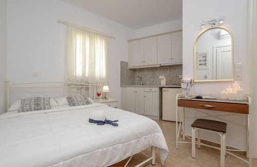 Plaka House | Golden Sand Naxos