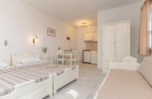Agios Prokopios Apartment | Golden Silence Studios