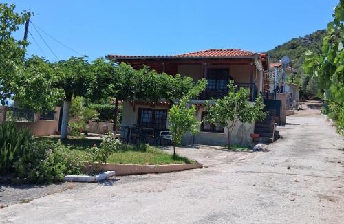 Nea Anchialos Apartment | Golden view