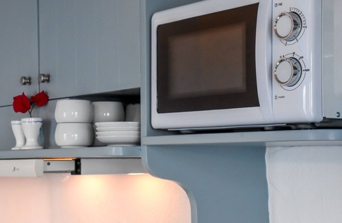 Drios Apartment | Gorgeous 2 bedroom apartment with sea views in Drios, near Golden Beach.