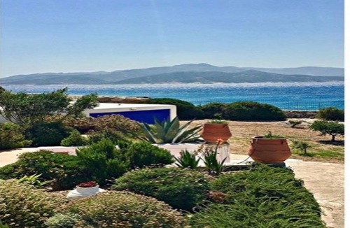 Psathi House | Gorgeous island home with ocean views and access!