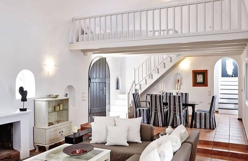 Messaria Villa | Gorgeous Santorini Villa | Aleria Villa | 4 Bedrooms | Beautiful Sea & Mountain View