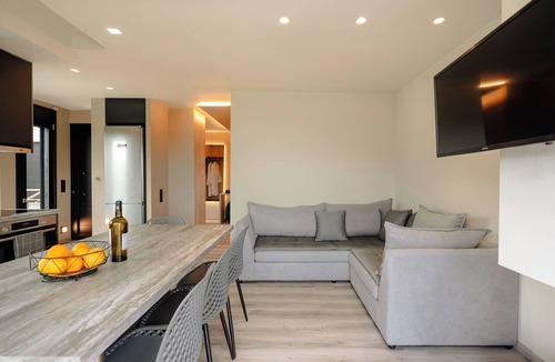 Kourouta Apartment | Grand Kourouta Pool Apartment nr3, Kourouta, Greece