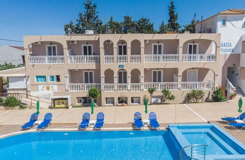 Tsilivi Apartment | Grand rawia studio