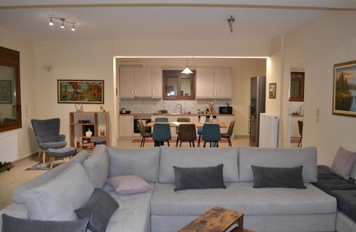 Gravia Villa | Gravias Villa with Fireplace and Barbecue, Mountain and River Views