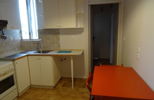 Neapoli Apartment | Greek family's house