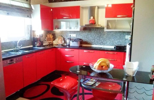 Agioi Anargyroi-Kamatero Apartment | Greek Hospitality