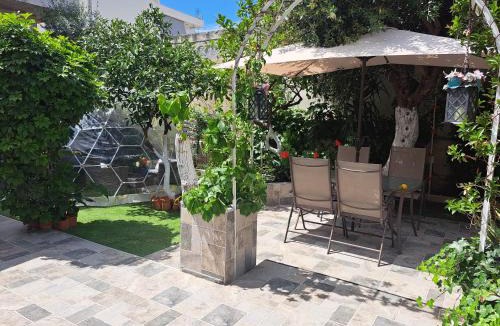 Elliniko-Argyroupoli Apartment | Green Dome Escape