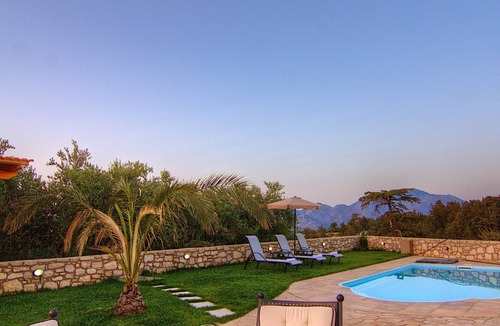 Tzannakiana Villa | Green Paradise Luxury Villa In Crete