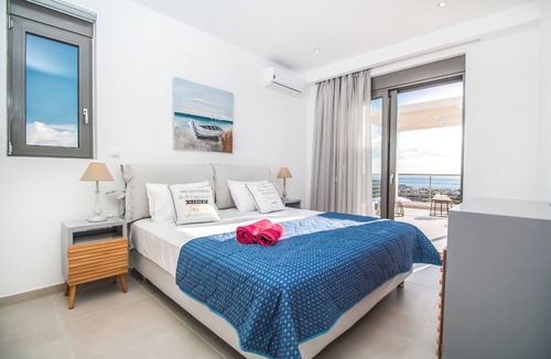 Afandou Villa | Gregorys Luxury Villa in Kallithea