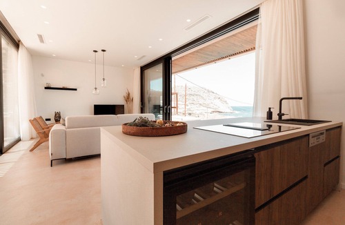 Mochlos Villa | Ground level luxurious villa in Mochlos village