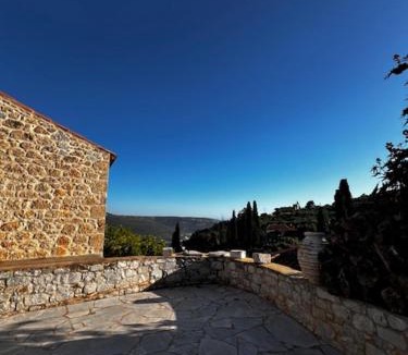 Oitylo House | Guest house Voitylon
