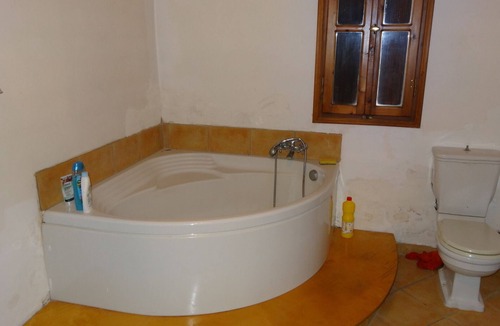 Amaniou Apartment | Guest room with bath in private house cls to Amaniou