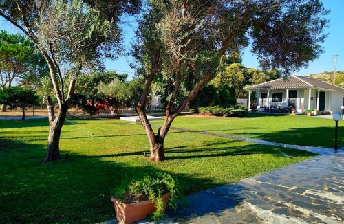 Ormos Panagias House | H&V Beachfront House in Trani Ammouda, Ormos Panagias