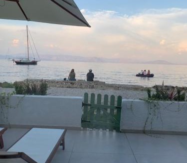Benitses Apartment | HADARIK by the sea