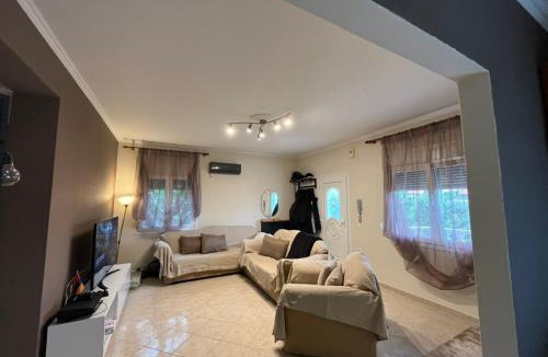 Xanthi Apartment | Happy Colors House Xanthi