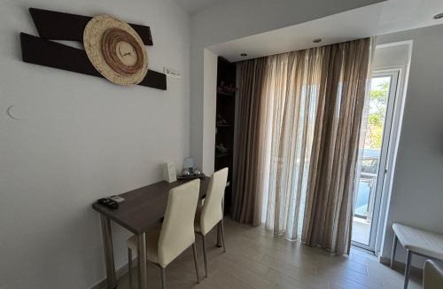 Haraki House | Haraki Beauty