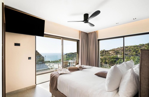 Pefki Hotel | Harmony E Rock Hotel